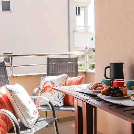 Baka Mara 4 - New And Stylish Apartment Biograd Na Moru