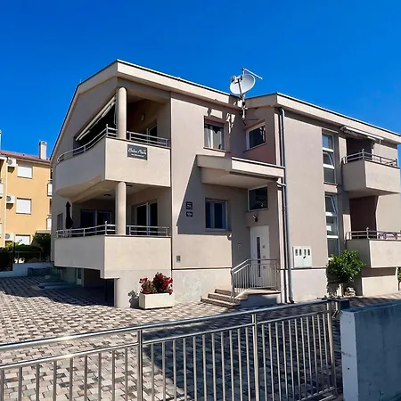 Baka Mara 4 Apartment